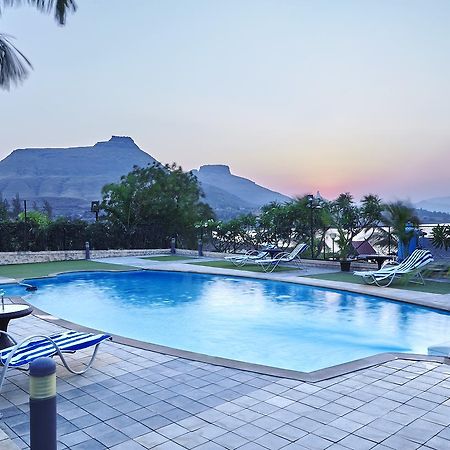 Savana Lake Resort Nashik Extérieur photo