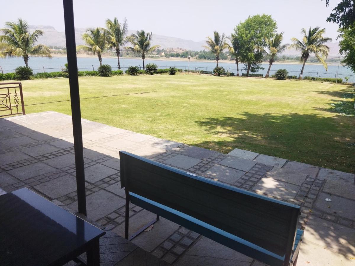 Savana Lake Resort Nashik Extérieur photo